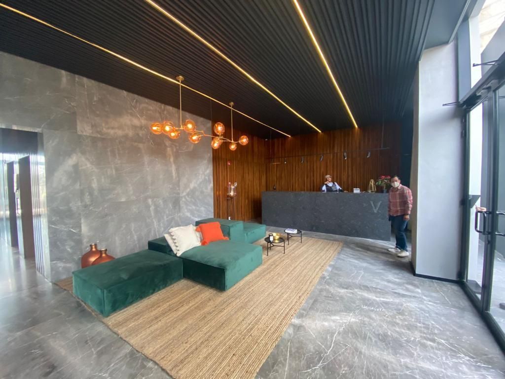 4 de 12: Lobby