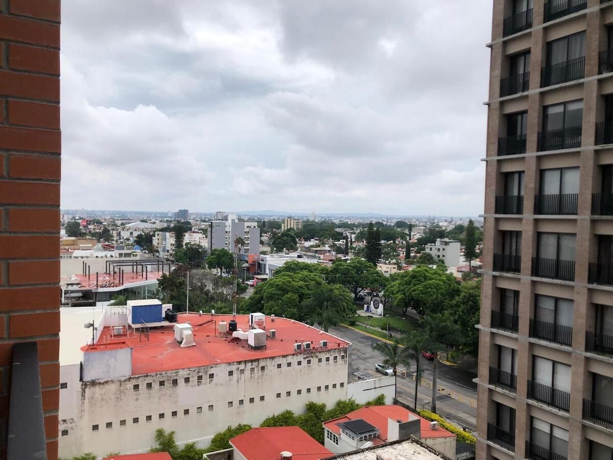 12 de 25