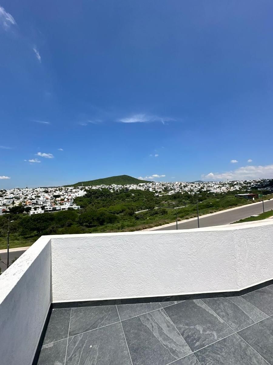 21 de 24
