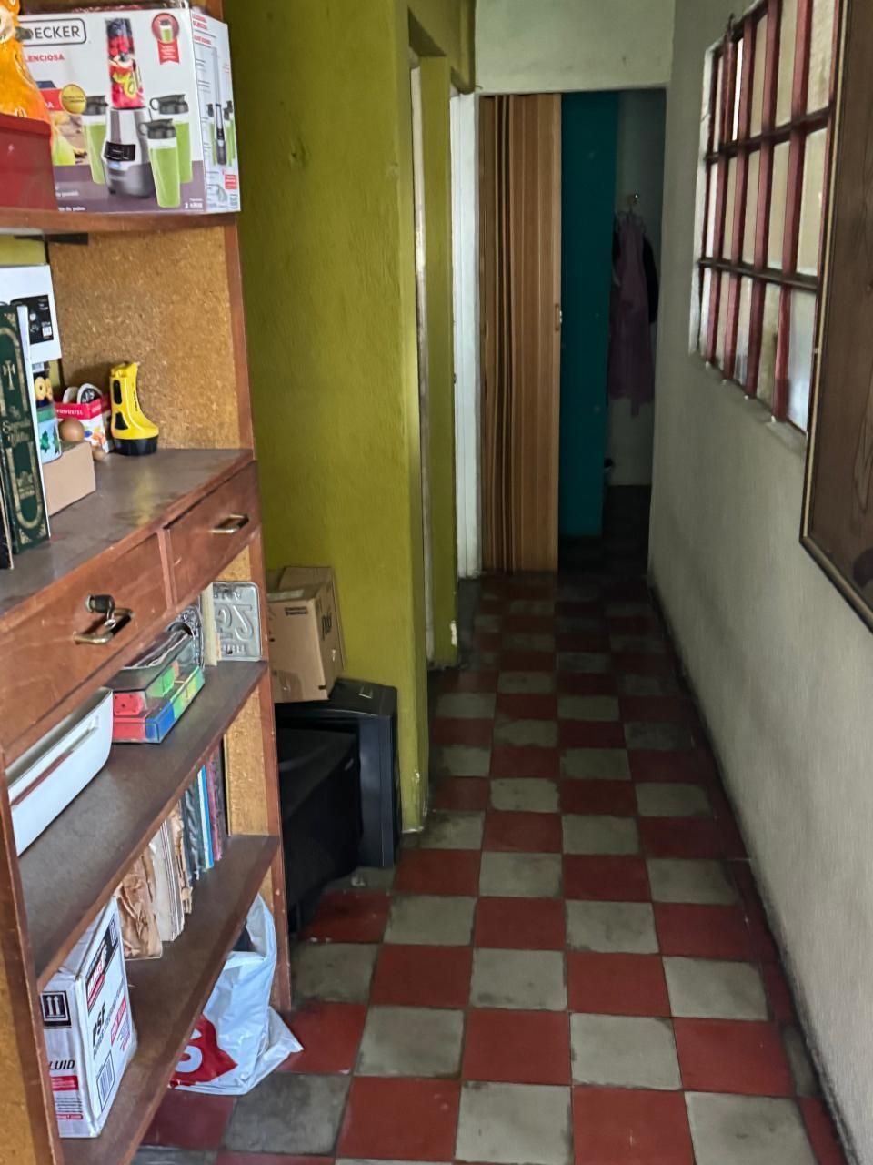 4 of 7: Pasillo a las habitaciones
