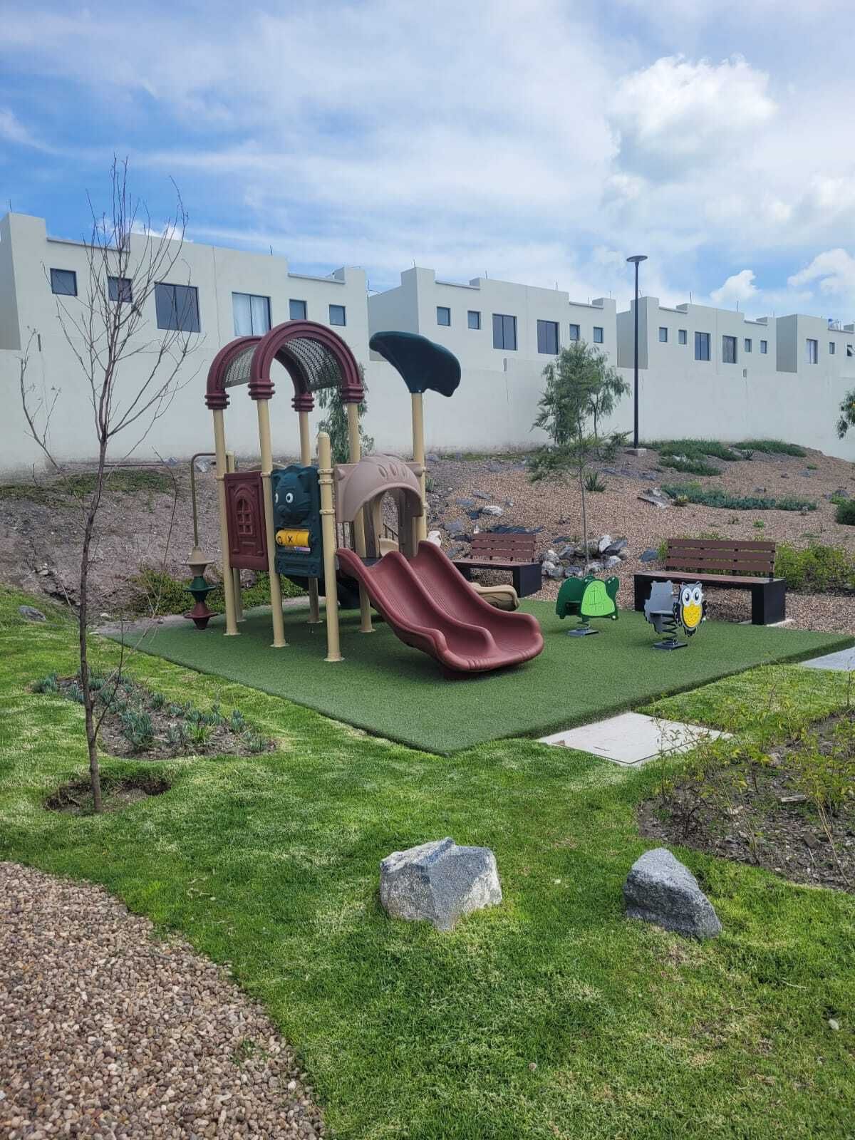 20 de 26: Área de juegos para niños de la privada