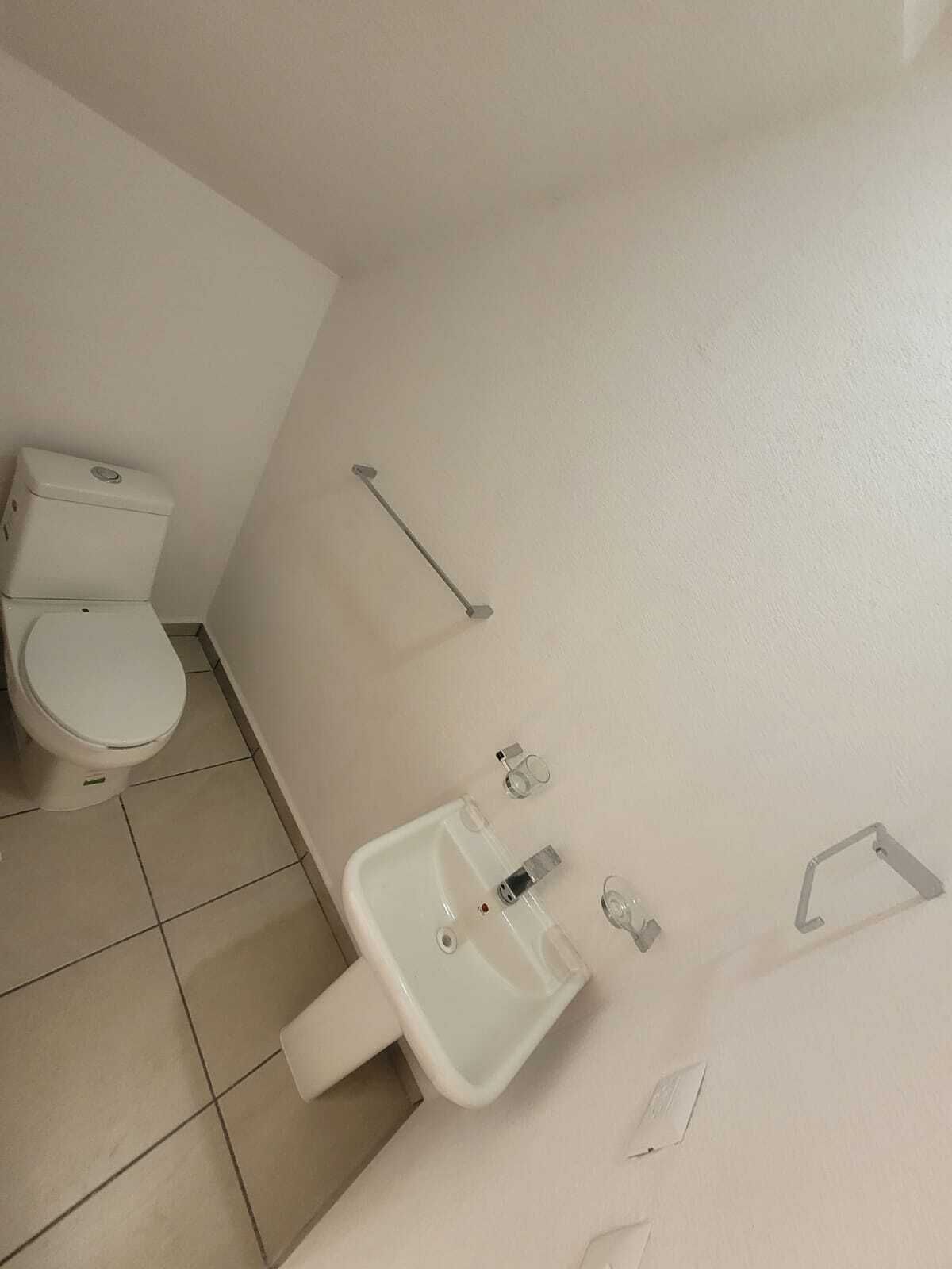 Medio baño para visitas