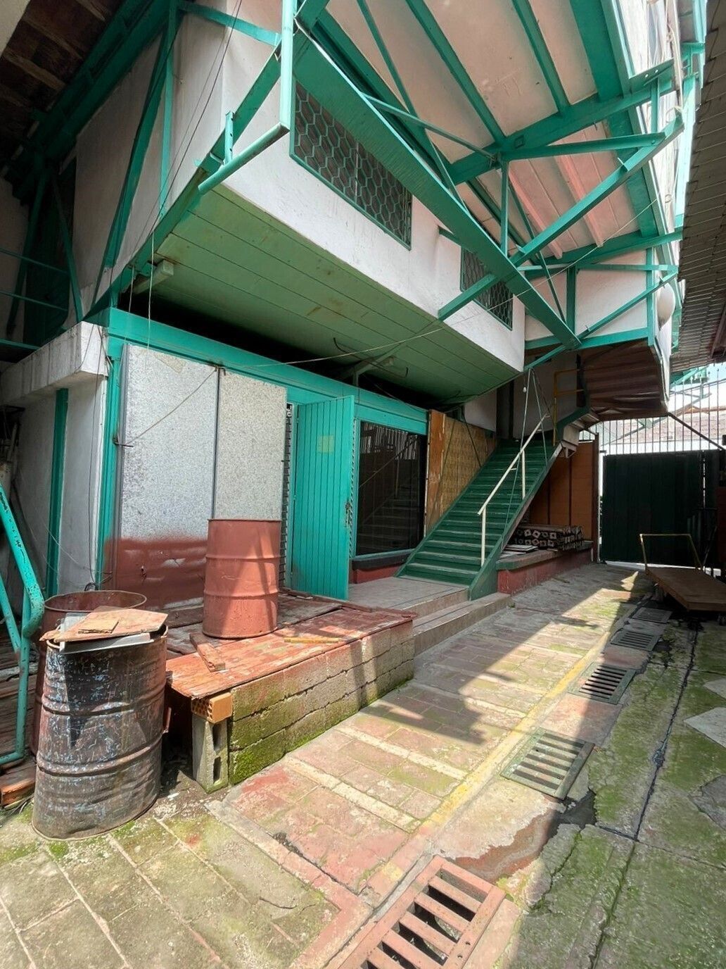 4 de 38