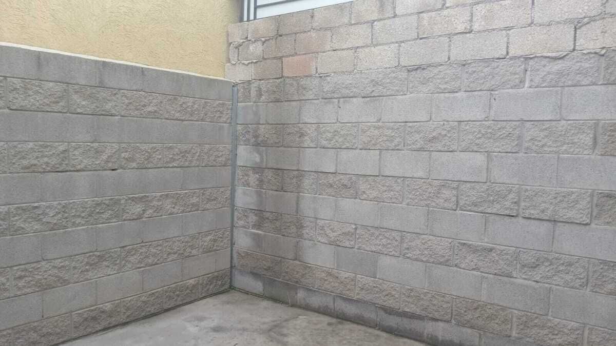 3 de 16