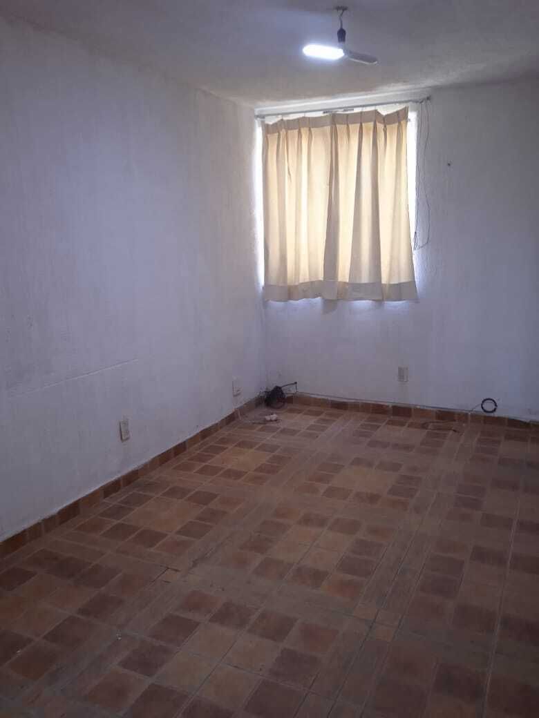 4 de 11: ESTANCIA Y COMEDOR
