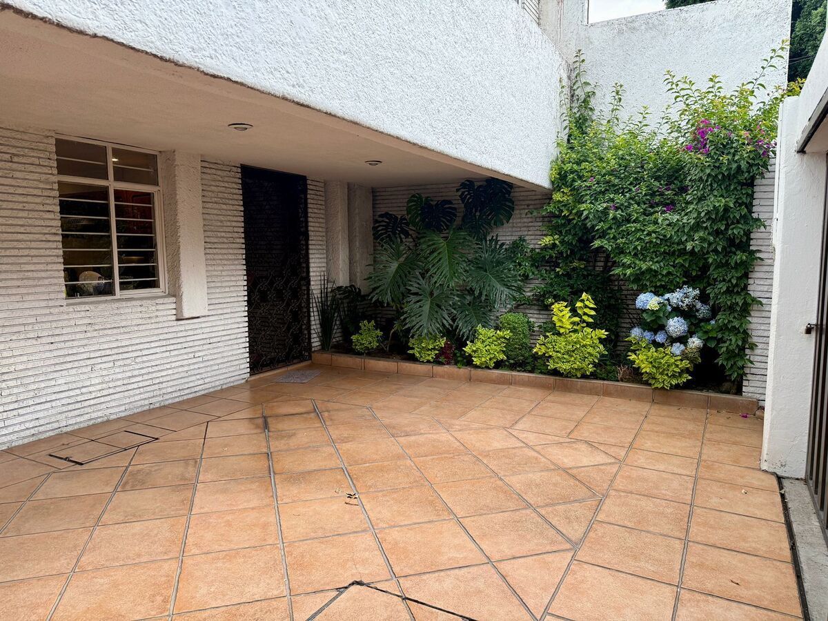 2 de 28: Casa en Venta en Romero de Terreros Rayo Vende ®