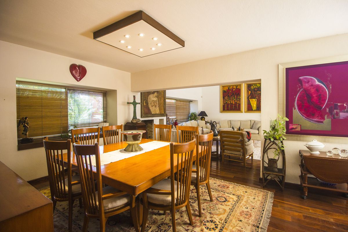 4 of 43: Casa en Colinas de San Javier en Venta Comedor