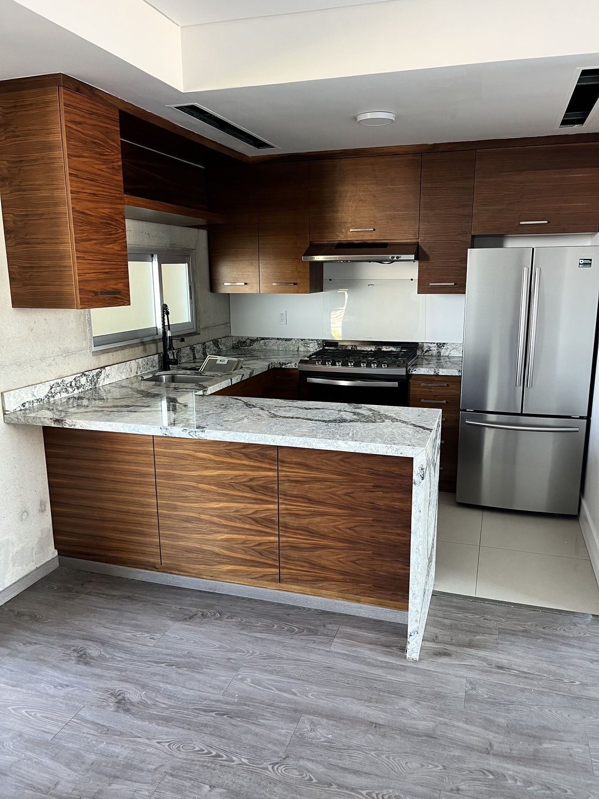 12 de 32: Cocina