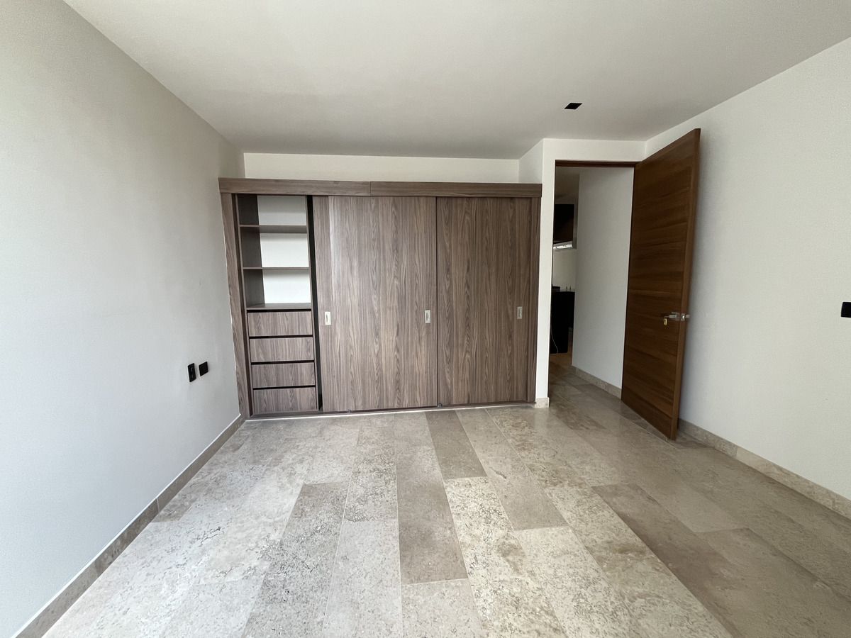 25 de 32: Recamara 3 con Closet