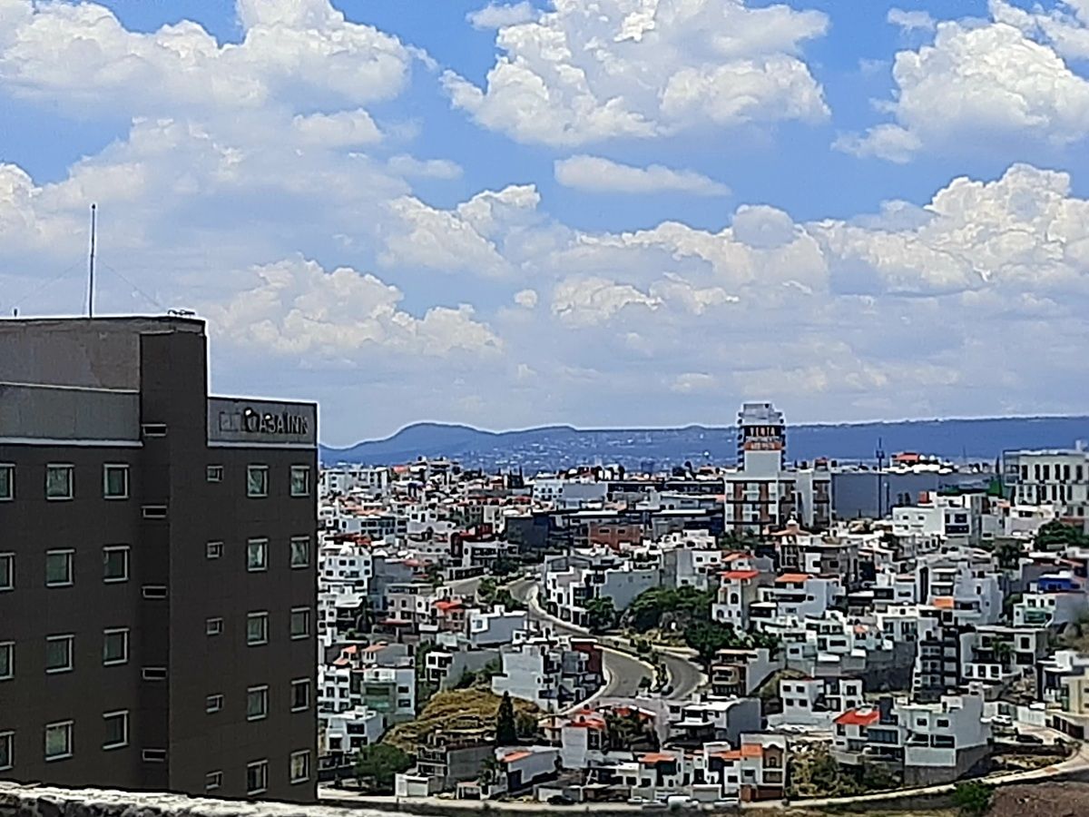 12 de 18