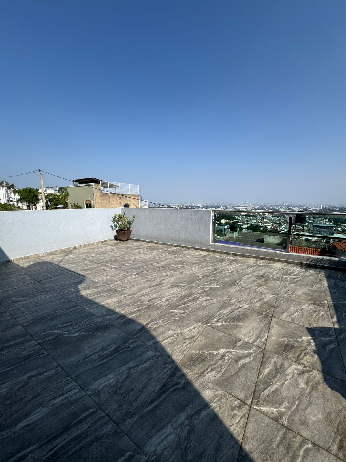 2 of 25: VISTA DESDE EL ROOF