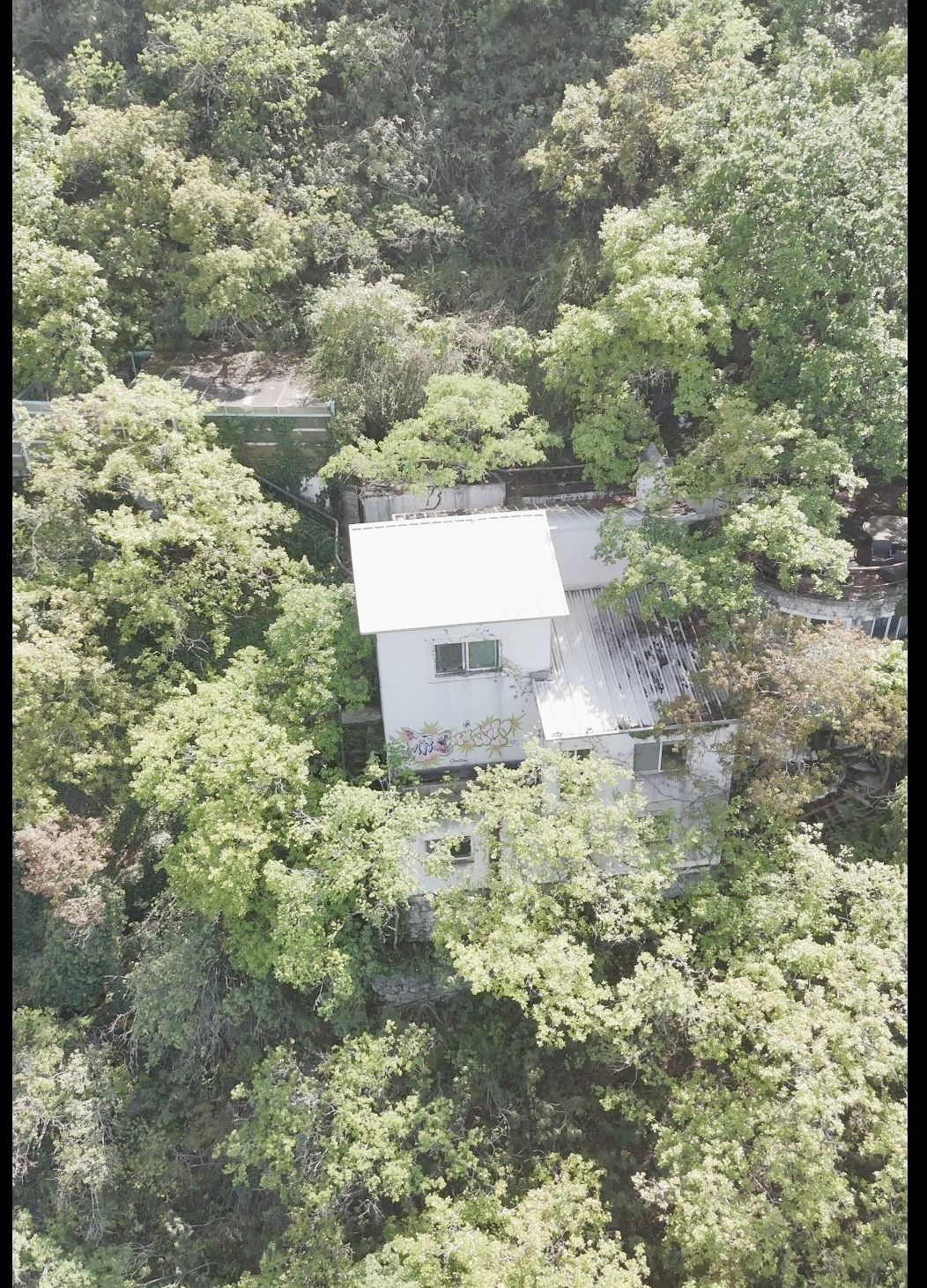 1 de 4: Casa, 3 habitaciónes con baño.