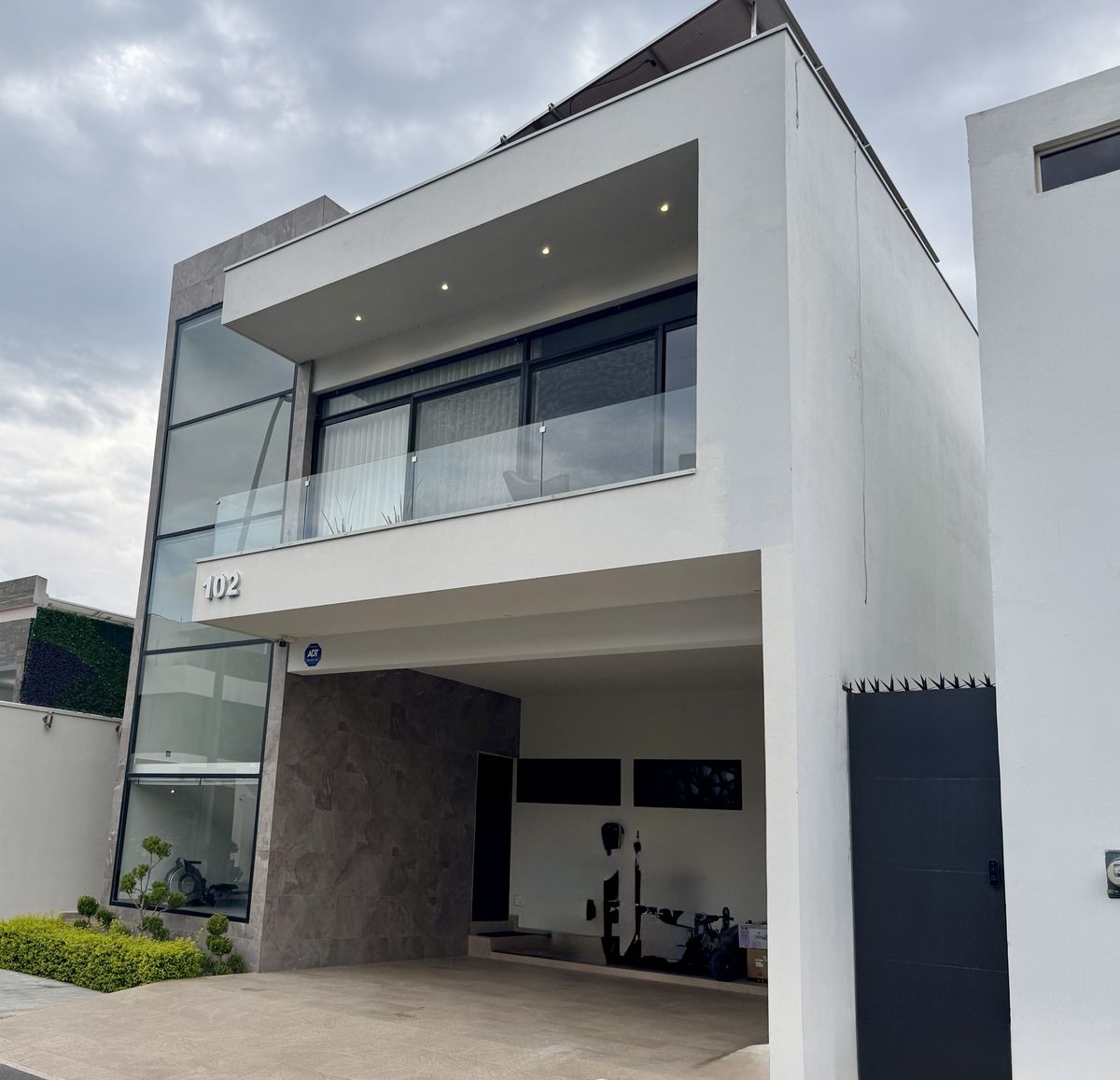 4 de 35: Fachada 4