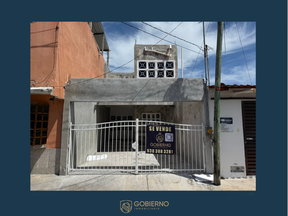 1 of 13: Fachada