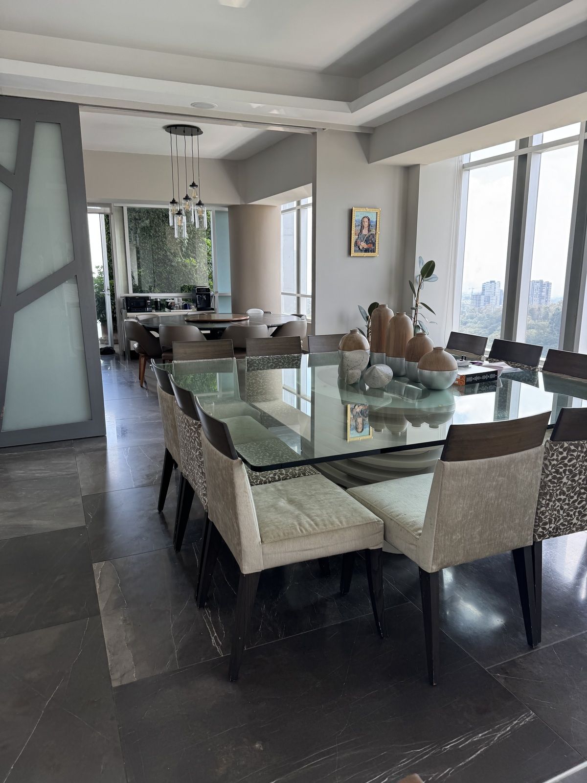 1 de 27: Amplia sala comedor