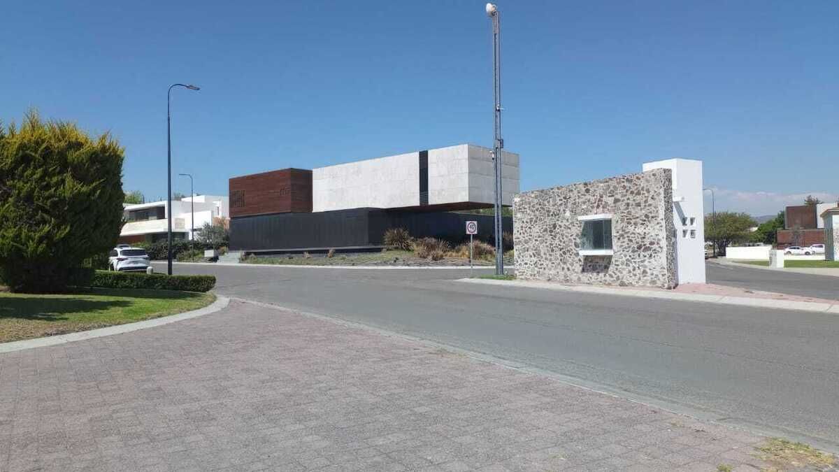 3 de 14