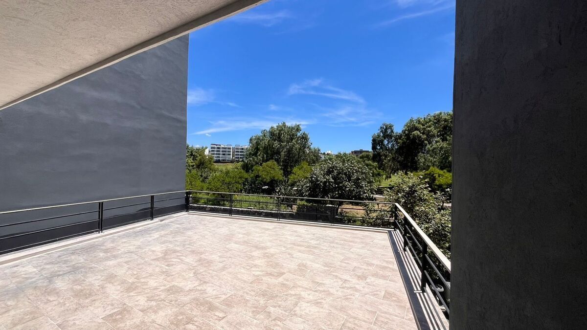 ZIBATA Apartment with Golf Course View 1 block from Anáhuac!!! - foto 1