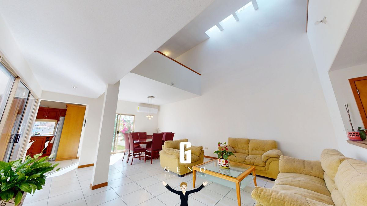 4 de 21: Sala y comedor
