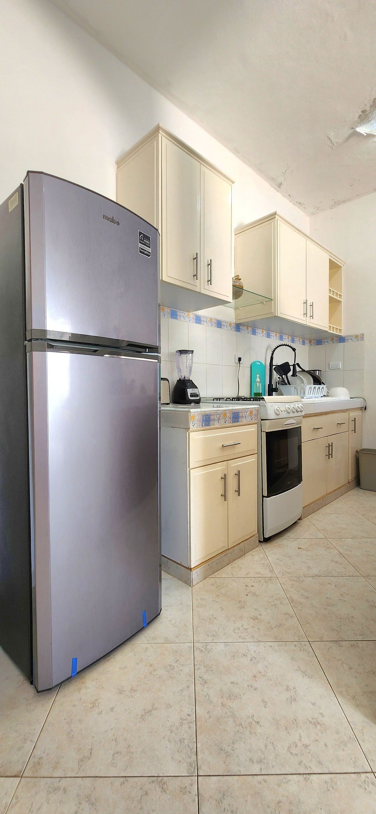 5 de 16: Cocina equipada