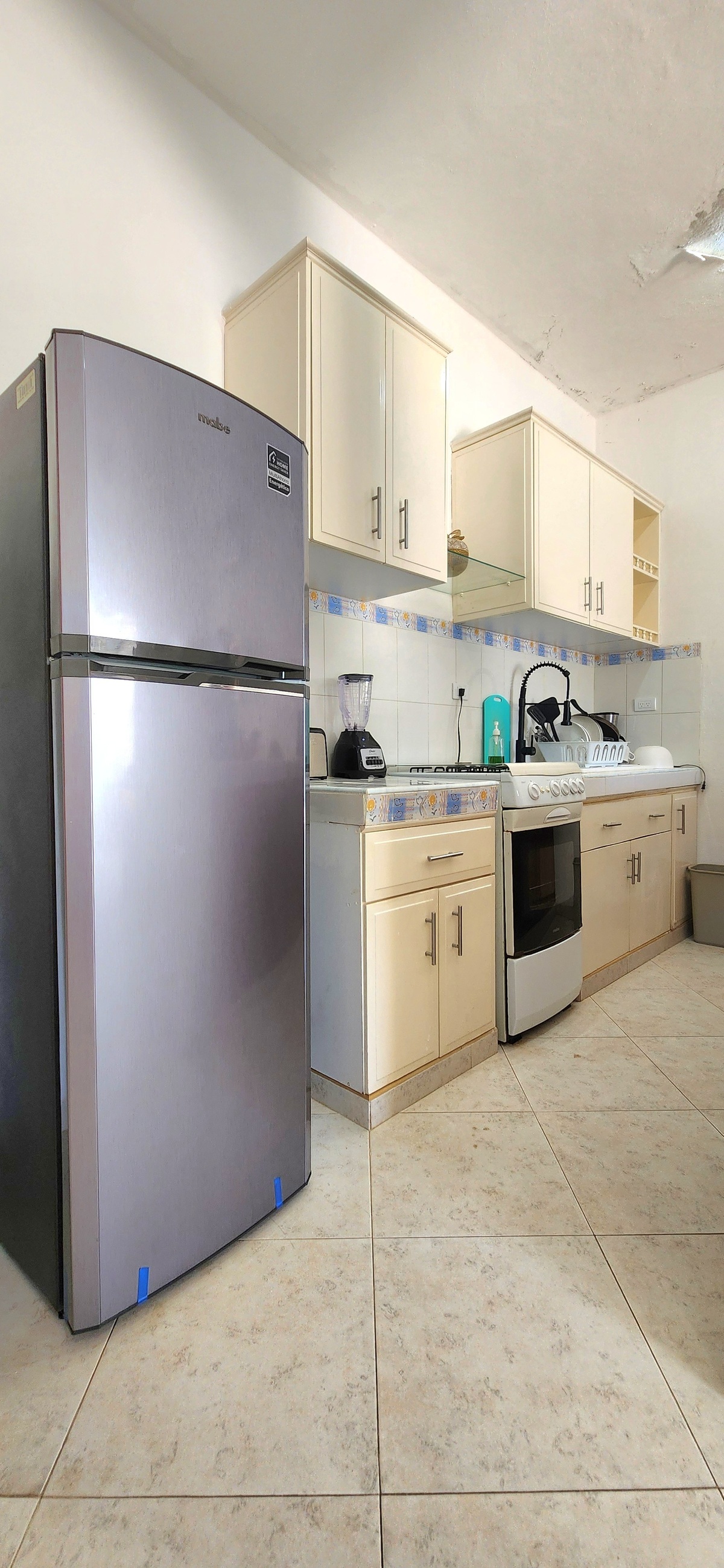 5 de 16: Cocina equipada
