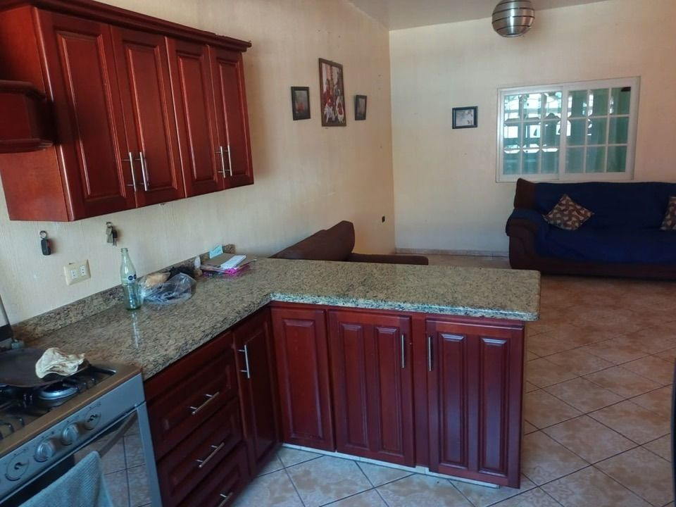 2 of 14: Área de cocina