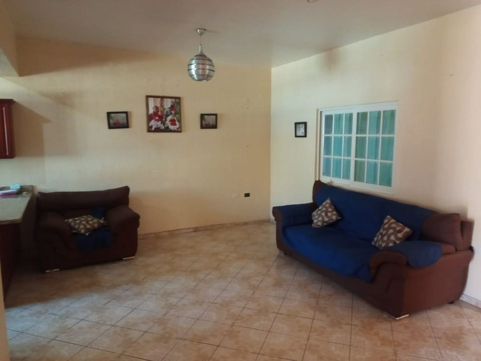 5 of 14: Sala
