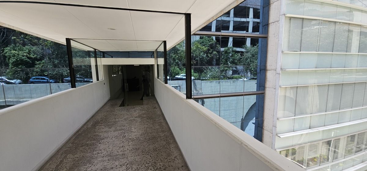 10 de 19: acceso a calle Cidros