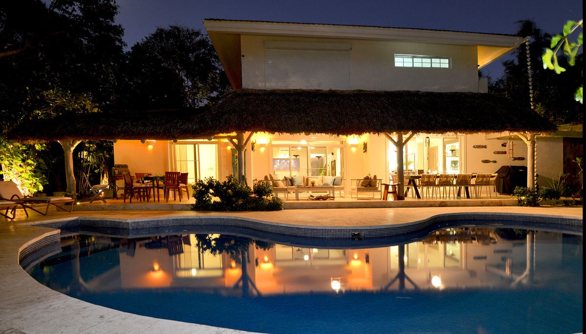 1 de 28: PISCINA