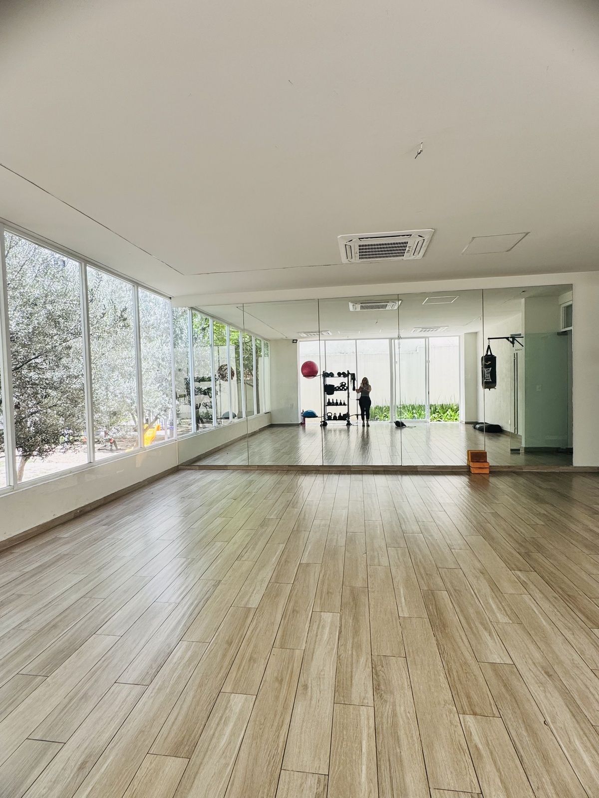 Salón de yoga, photo 6 of 35