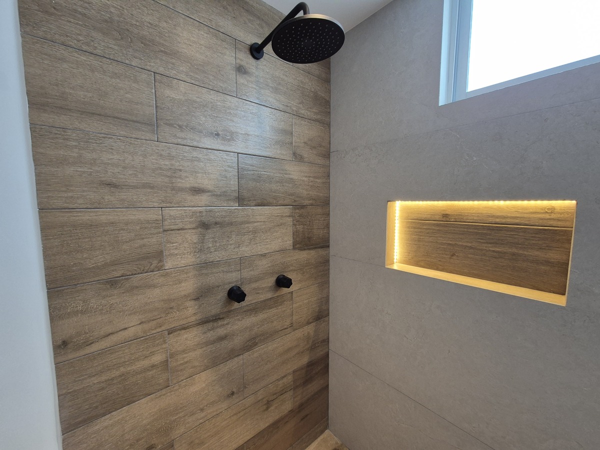 25 of 28: baño principal