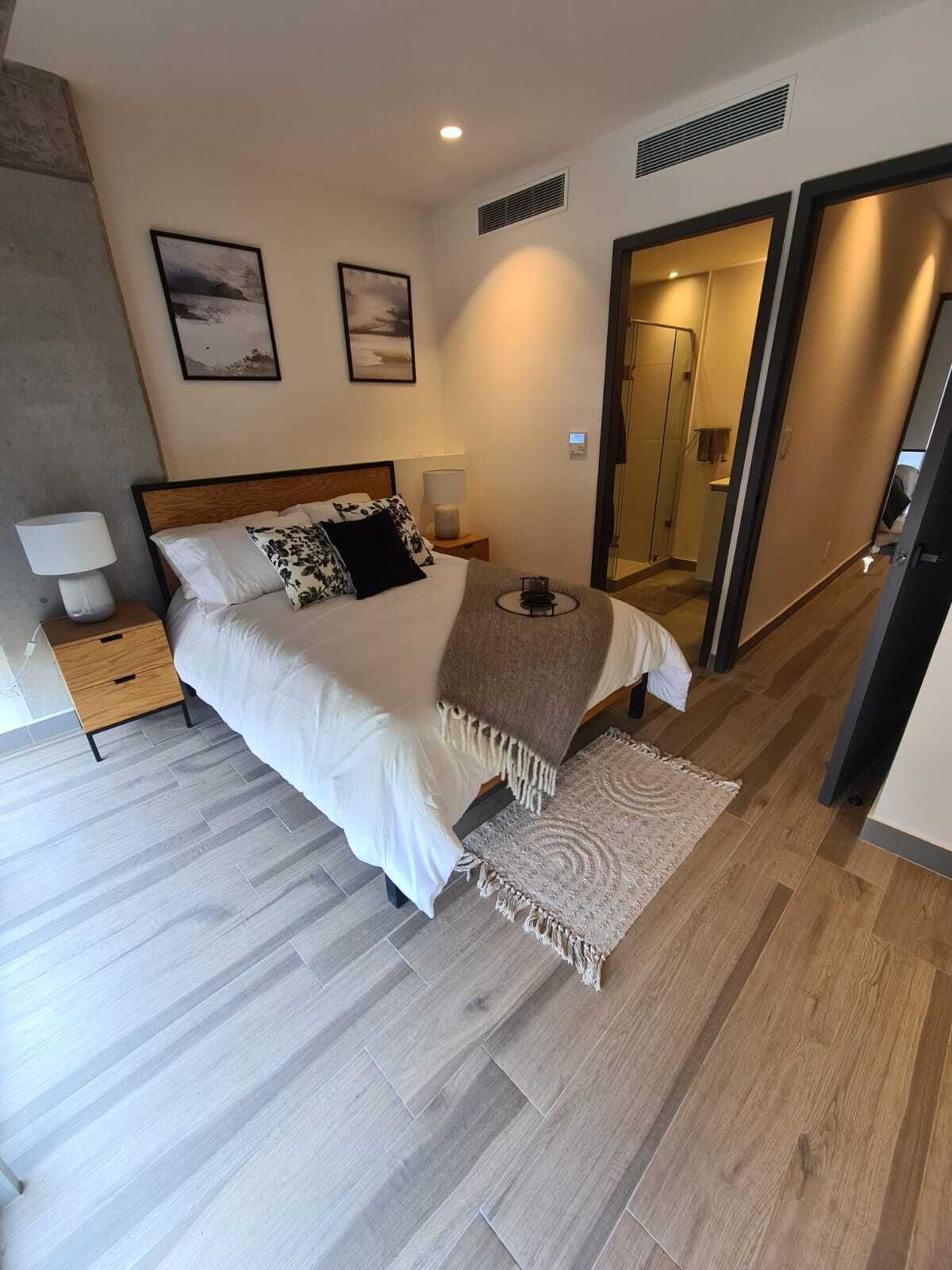 Recámara Principal con Baño Completo