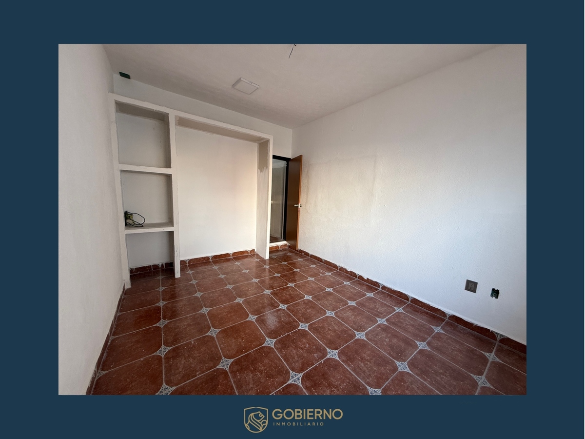 9 of 13: Recámara 1