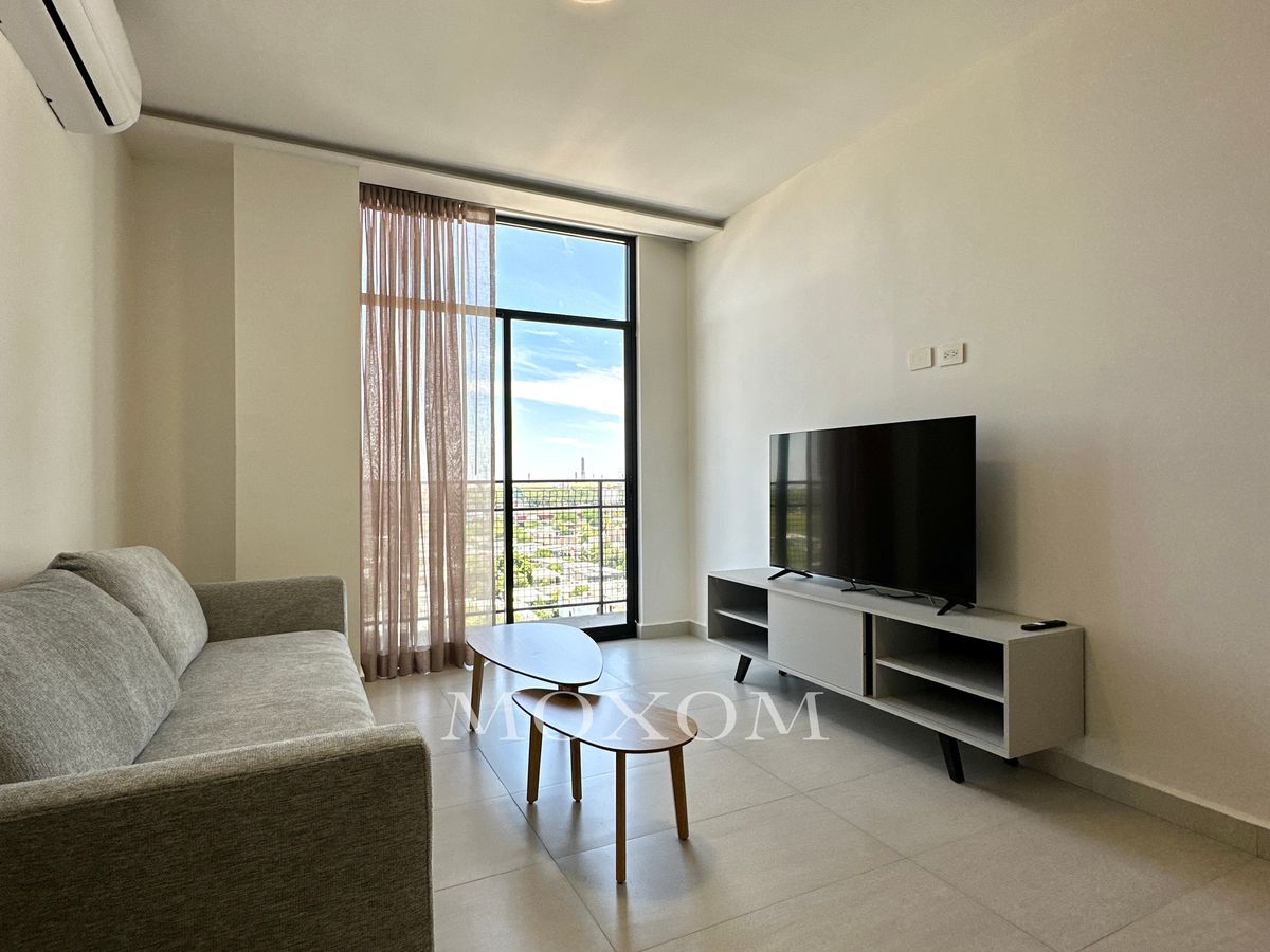 2 de 16: Sala