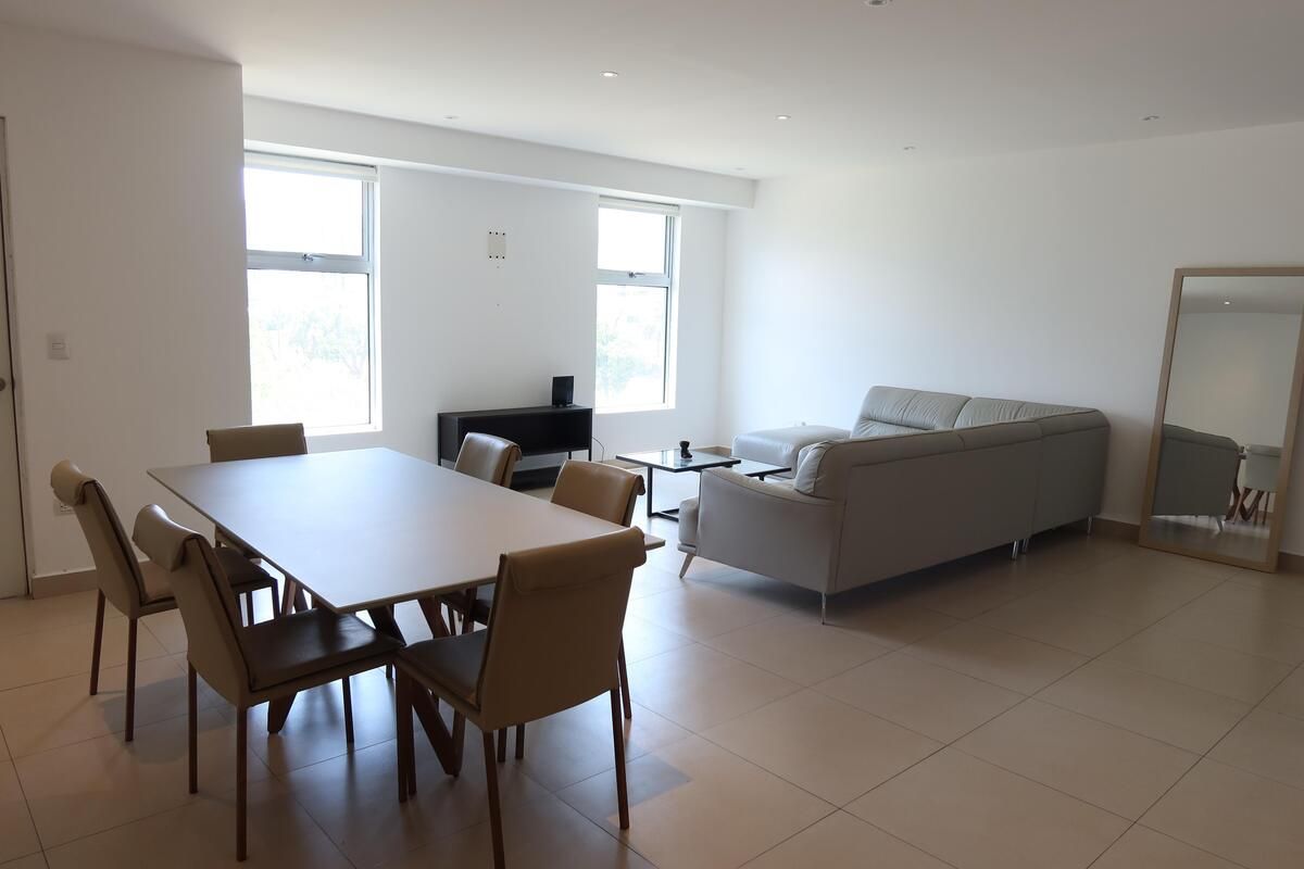 3 of 20: Sala-Comedor