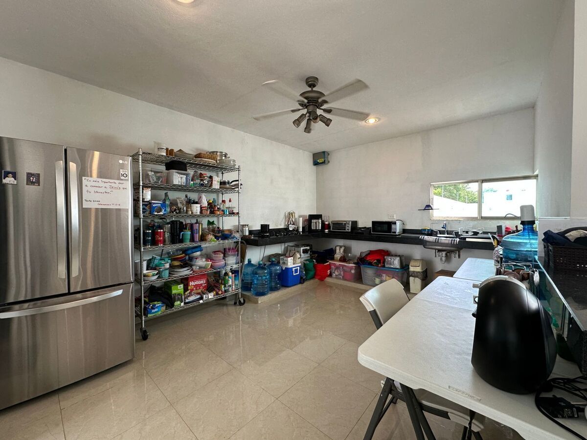 5 of 11: Cocina