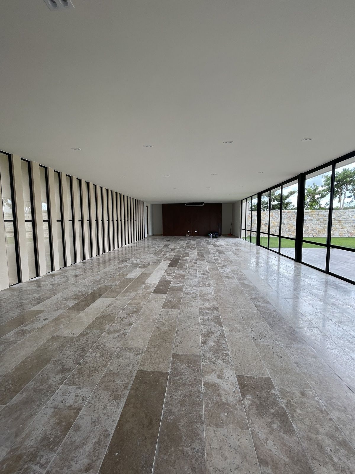 14 de 24: Salón de usos múltiples climatizado