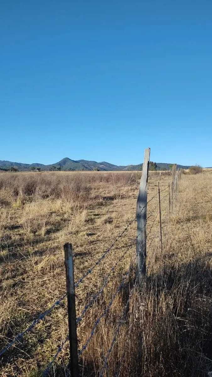 4 of 7: totalmente parejo sin loma cerril.