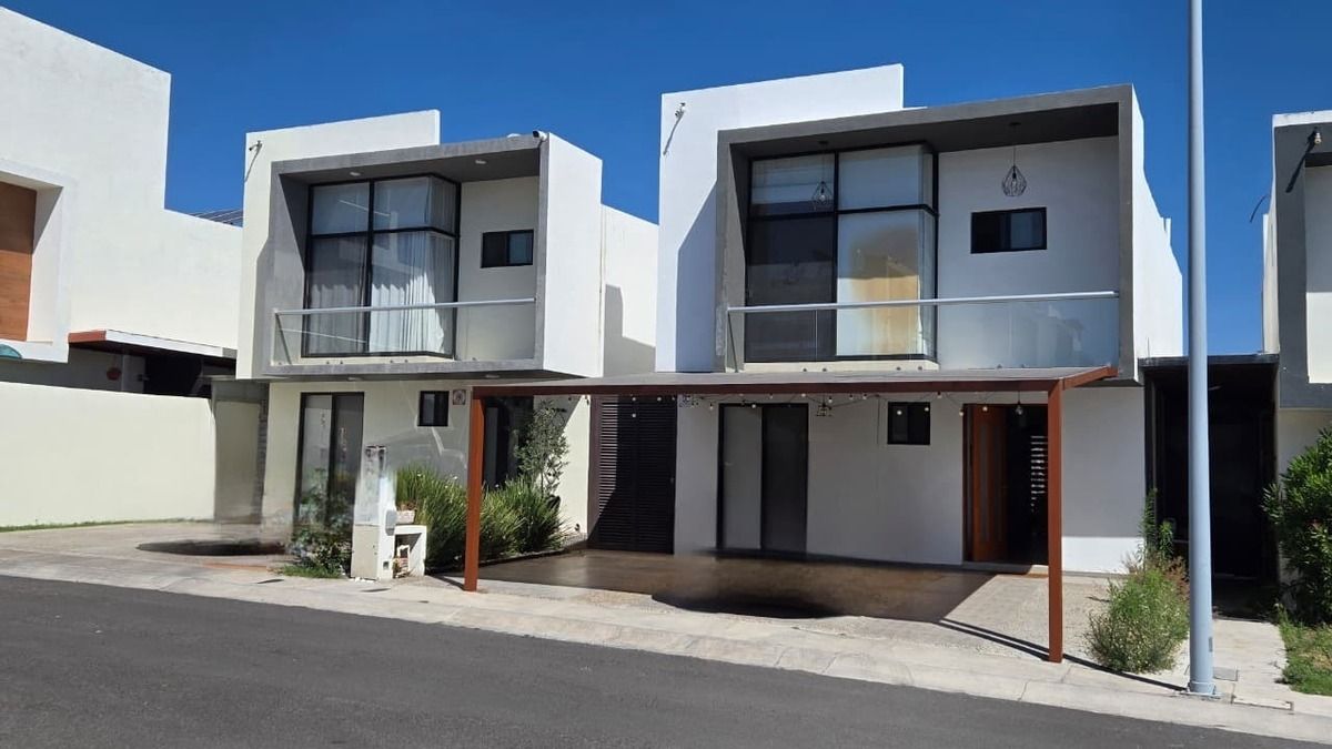 1 de 18: FACHADA DE LA CASA