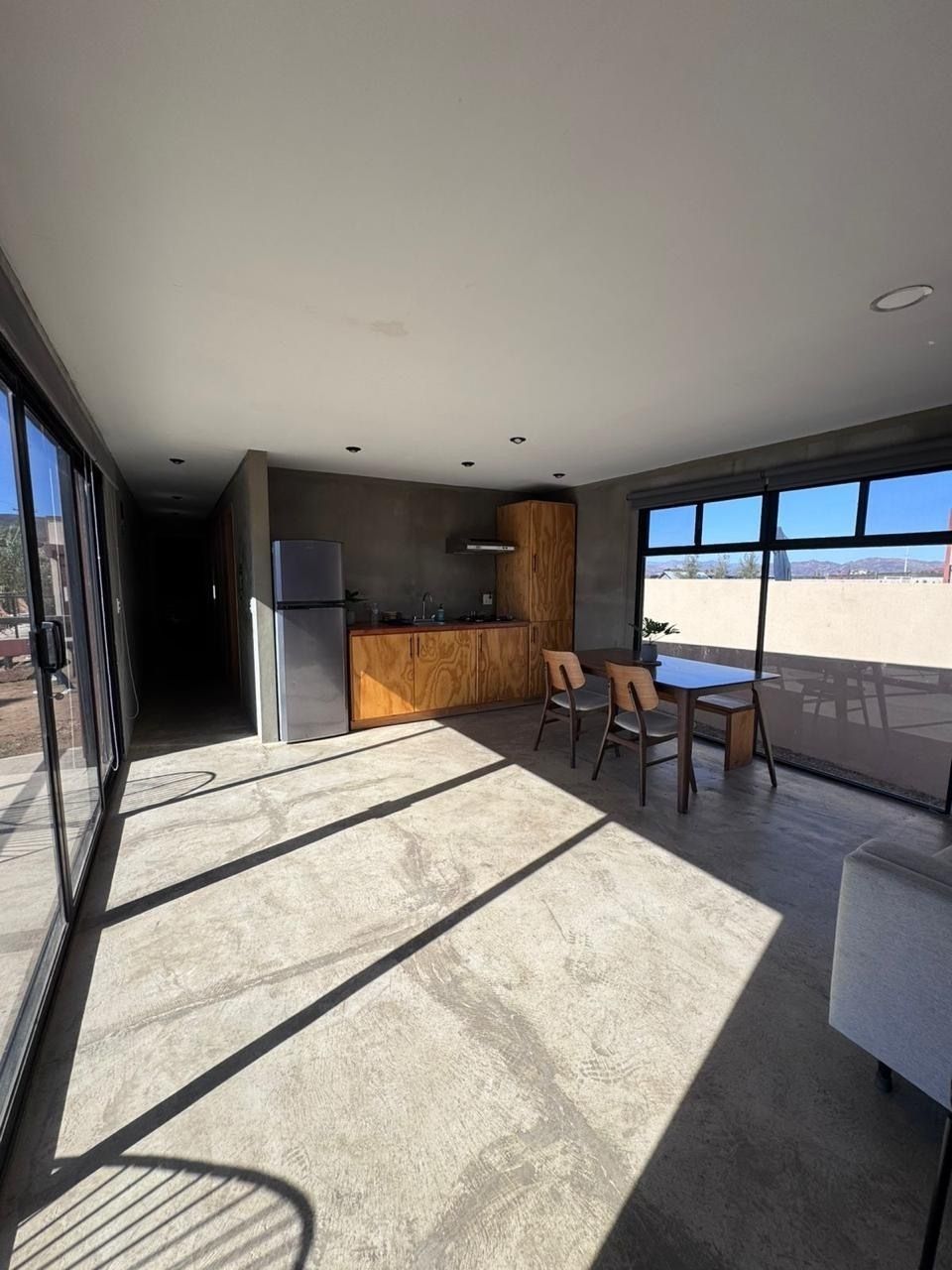 6 of 14: Comedor y cocina