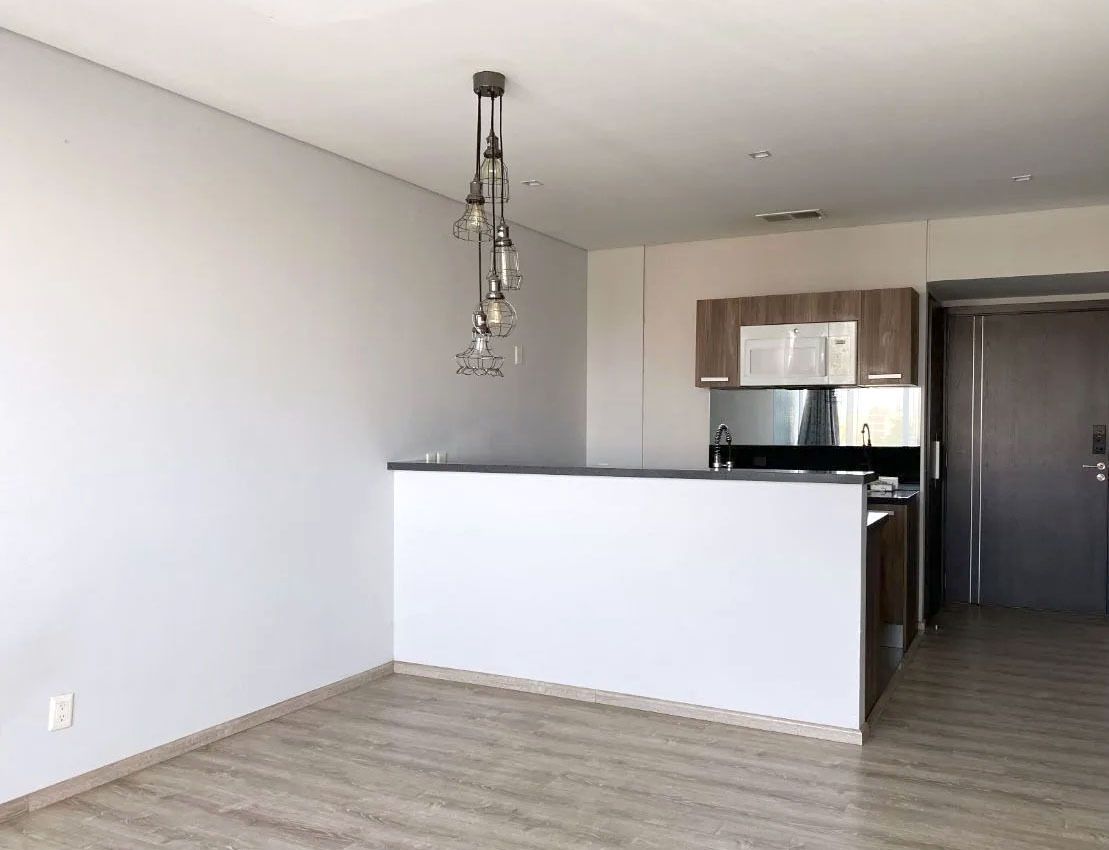 5 of 23: Vista cocina sin muebles