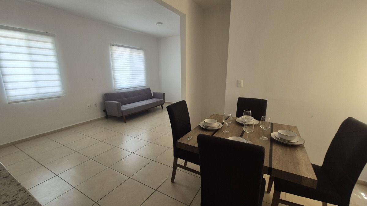 4 de 18: sala comedor