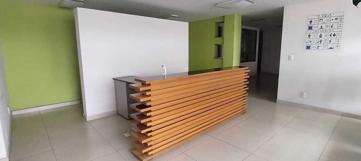 8 de 13: Área de oficinas.