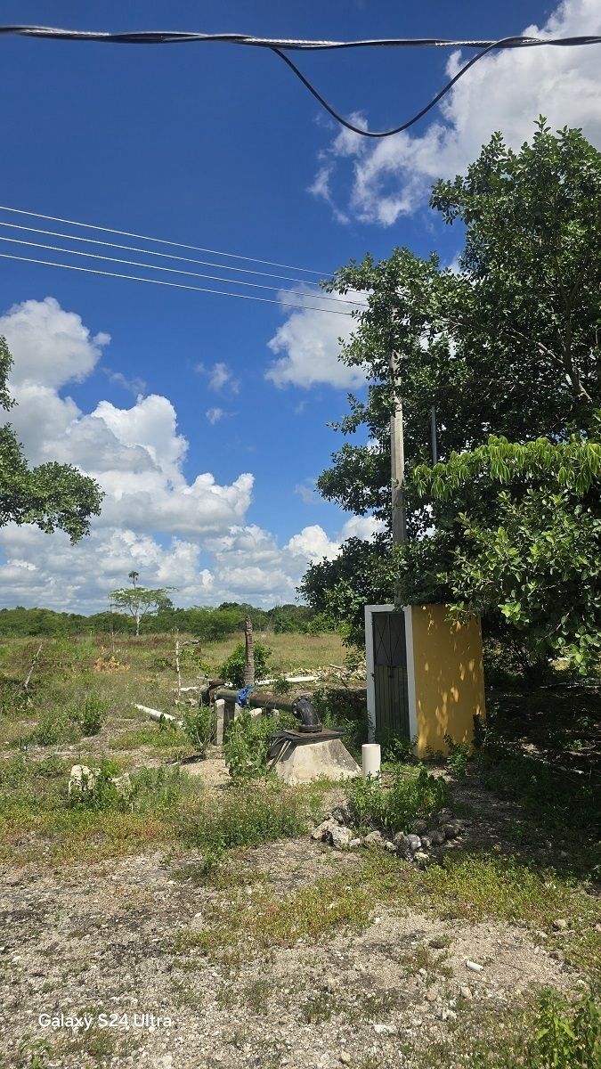 Pozo en el cenote, instalacion de la bomba