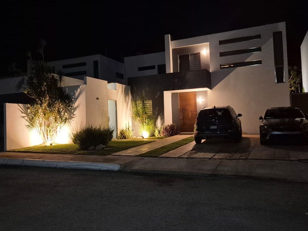 Impecable casa con cocina remodelada en Conkal - foto 2