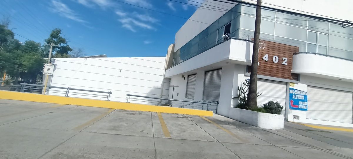 1 de 3