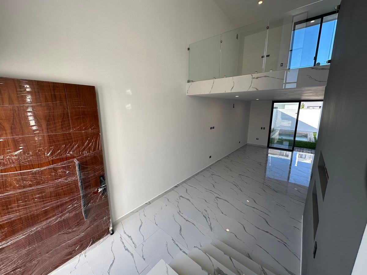 14 de 20: CASA MUESTRA