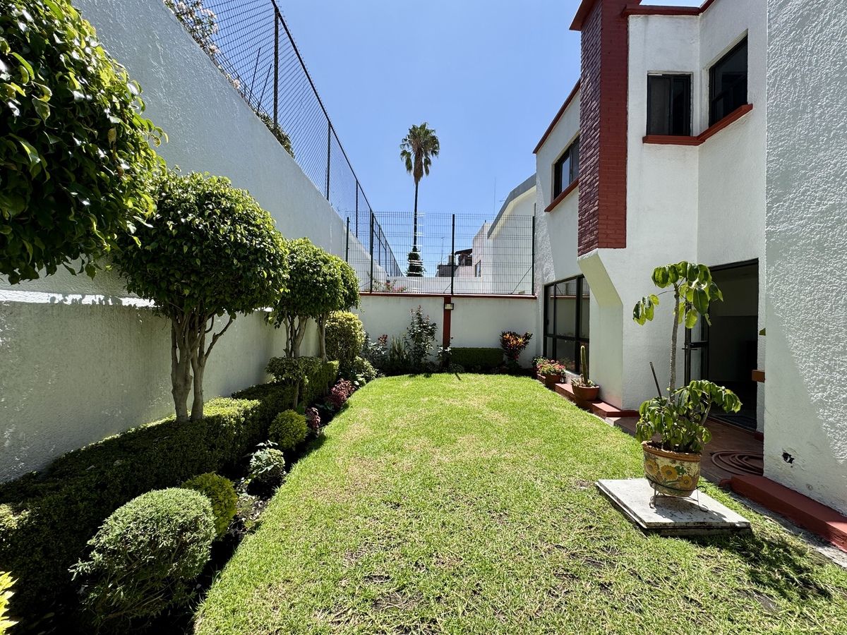8 de 18: Jardin 50m2