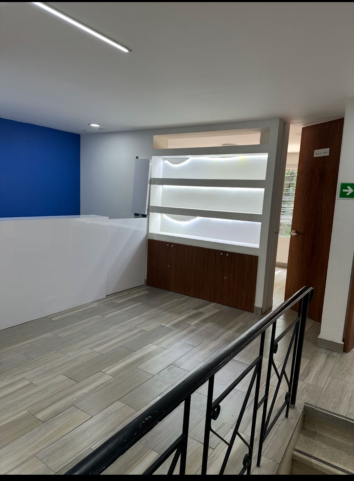 2 de 9: LOBBY