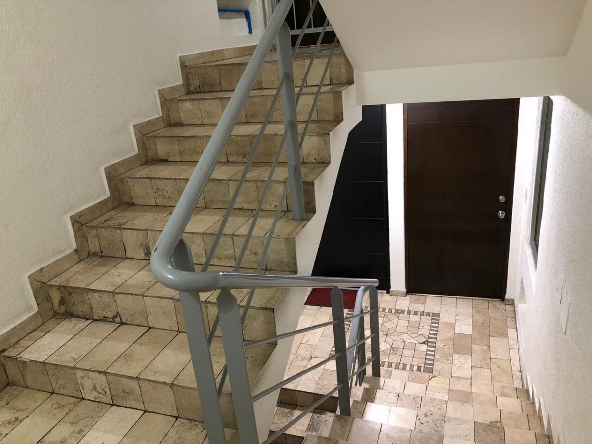 Hermoso departamento cerca de Santa Fe - foto 4