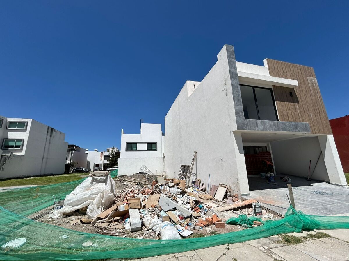 40 de 46: OPCION DE TERRENO EN VENTA SIEMPRE Y CUANDO ADQUIERA LA CASA